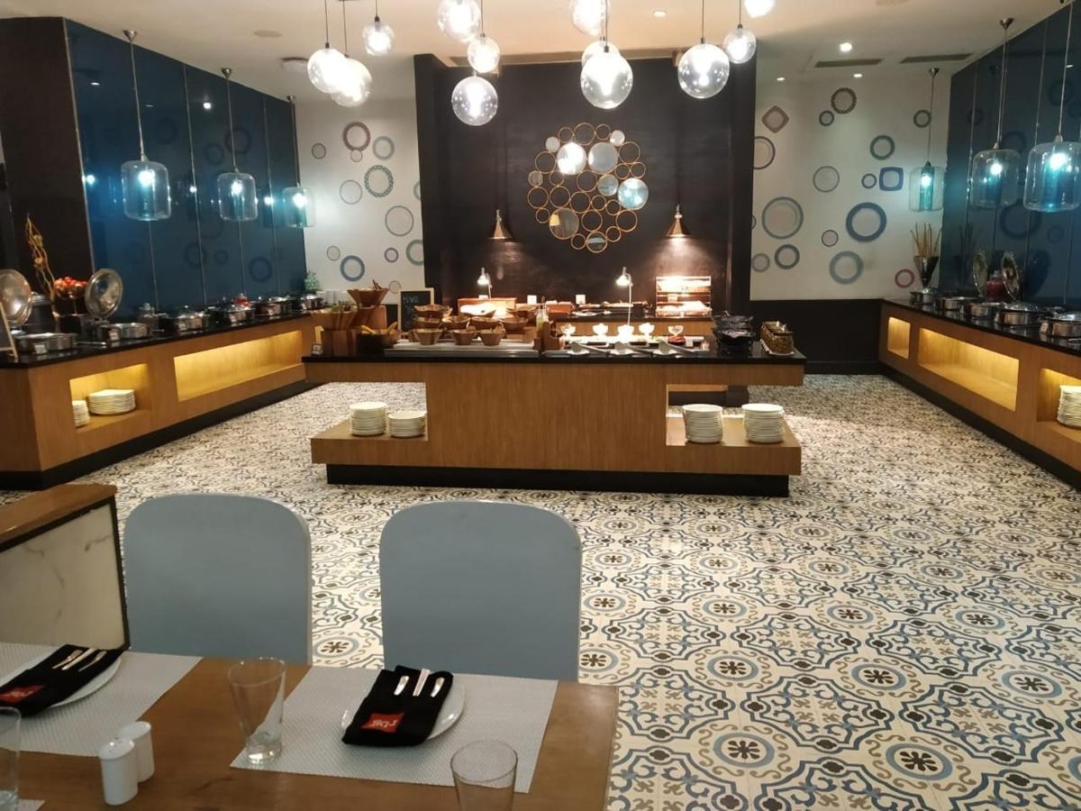 Park Inn By Radisson New Delhi Ip Extension Kültér fotó